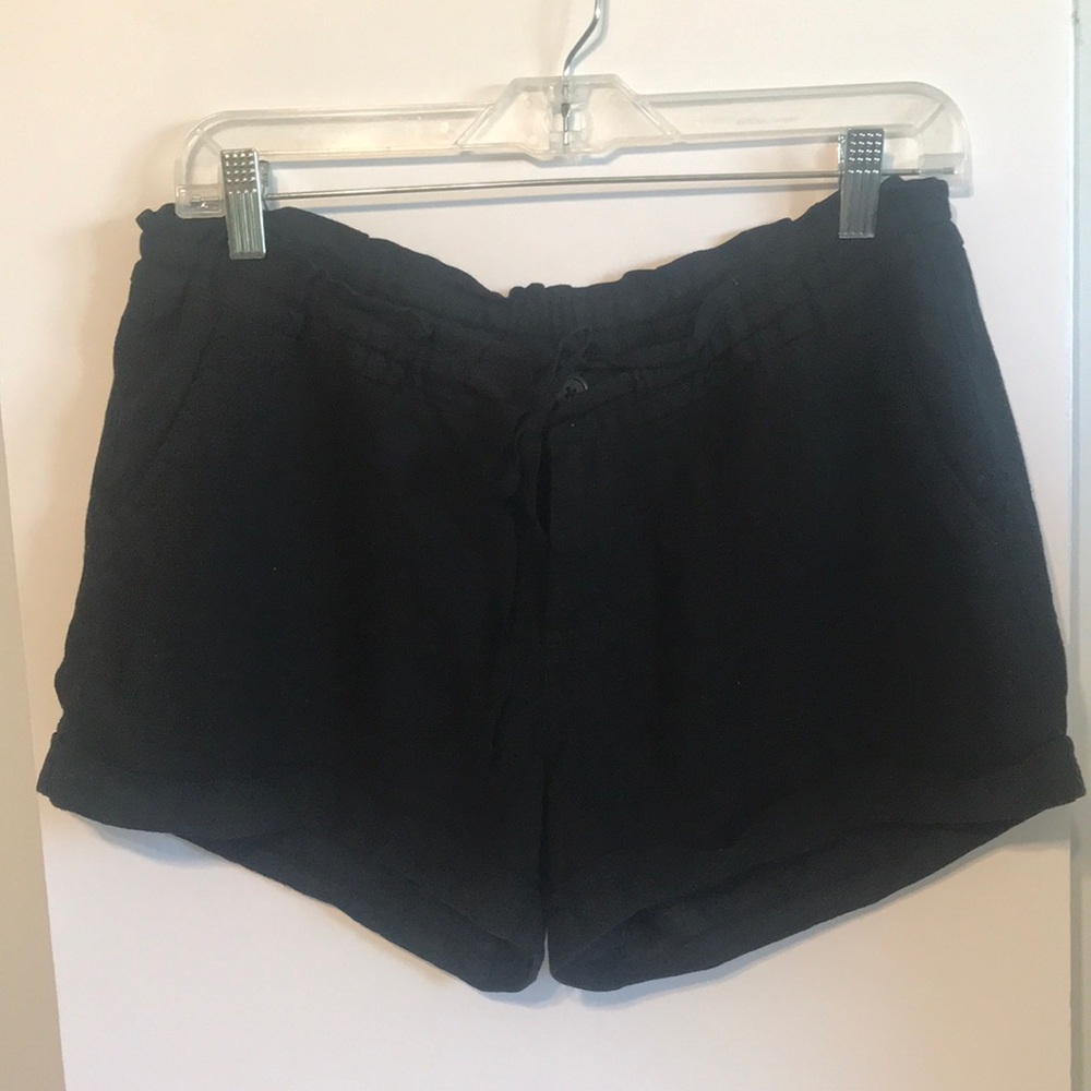 Linen / Viscose ladies shorts black size 4